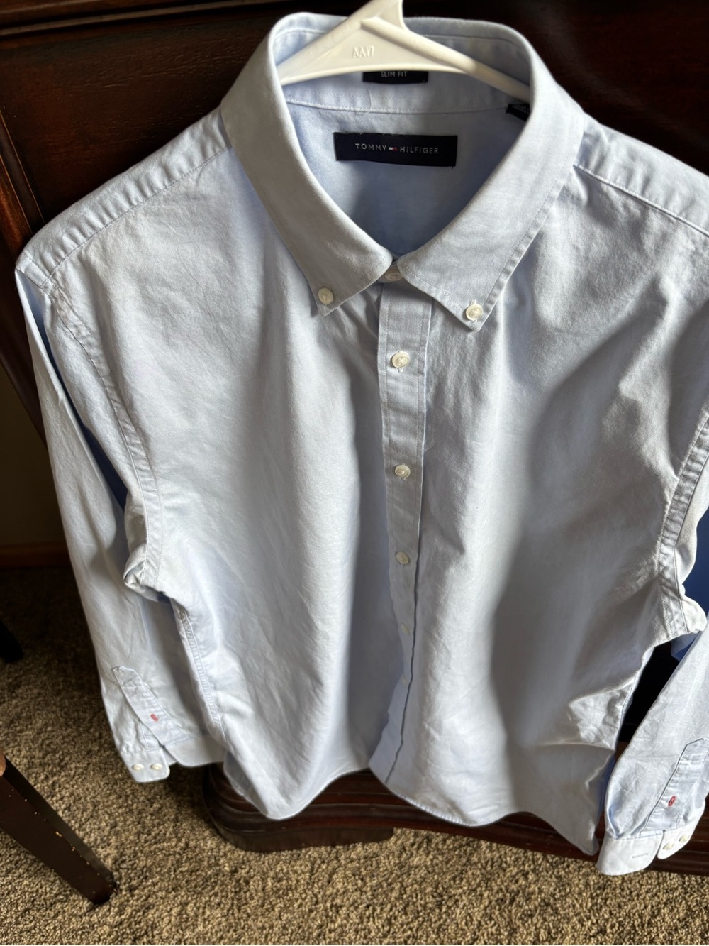 Tommy Hilfiger Men's Light Blue Button-Down Oxford Shirt